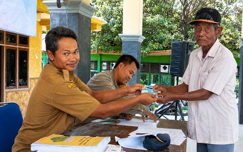 Program PPM EMCL dan SKK Migas: Cara Kades Trutup Menjaga Masa Depan Warganya